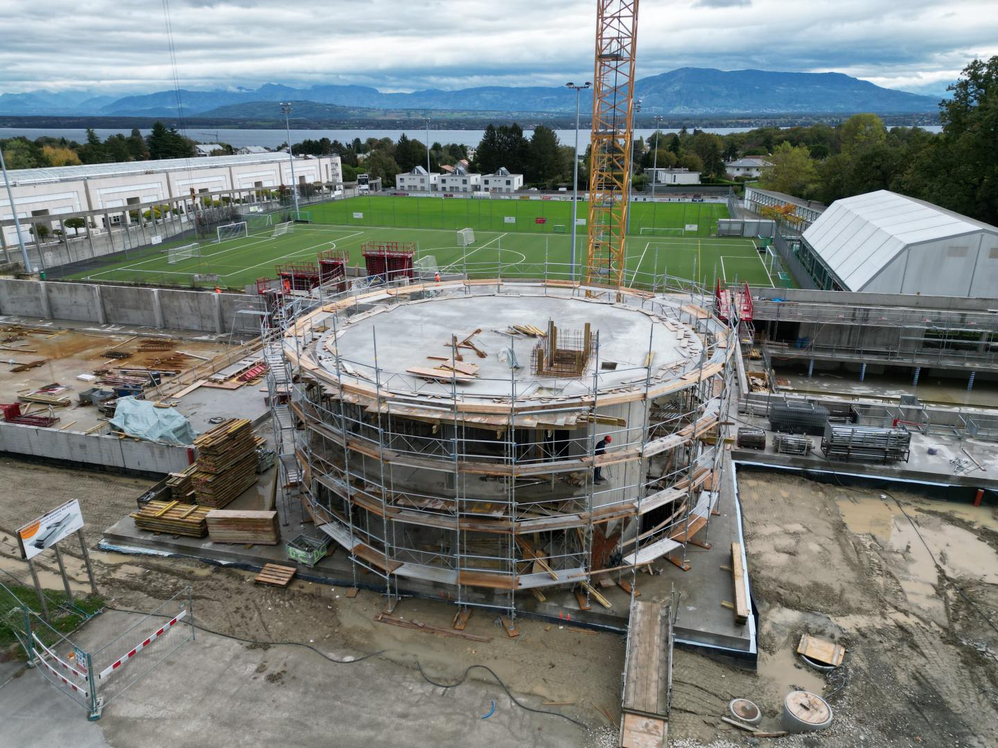 Vue aérienne du bâtiment d’accueil (c) S. Grimm